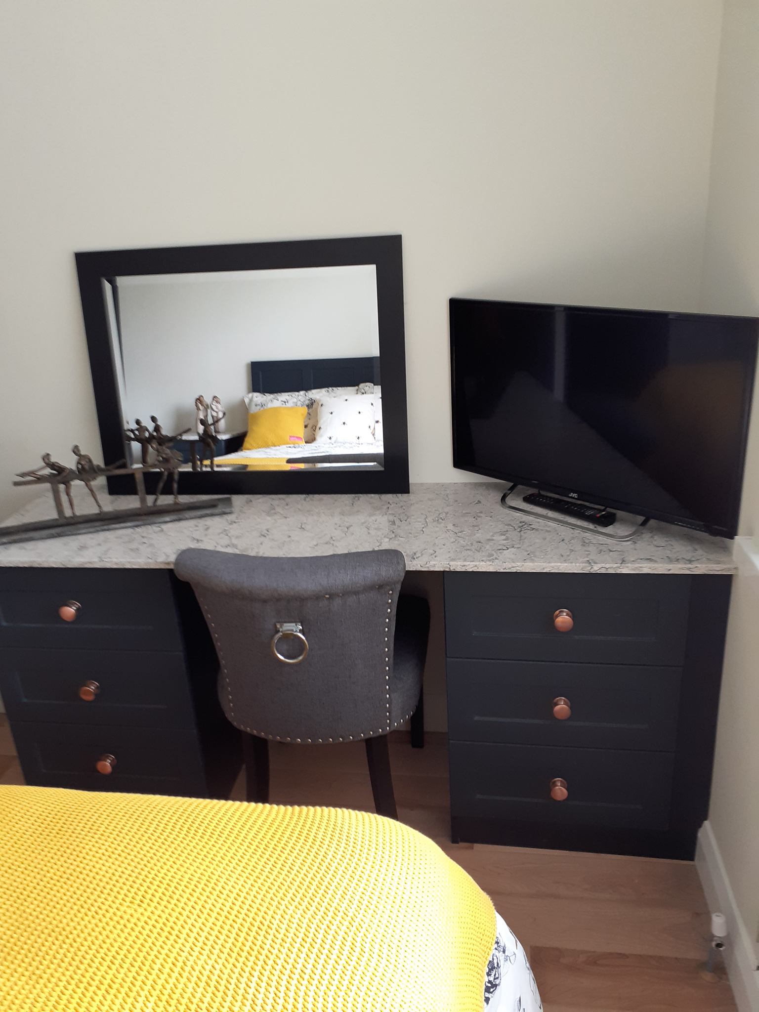 Bedroom1-1